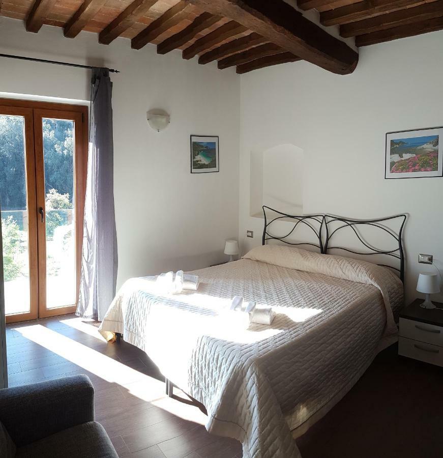 B&B Capo Pero Рио-Марина Экстерьер фото
